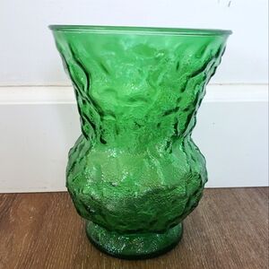 Vintage E O Brody Co Emerald Green Crinkle Glass Vase 8" Tall made in USA MCM